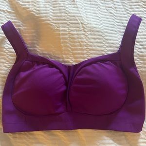 36 DD Lululemon purple bra. Medium support. Includes removal line pads.